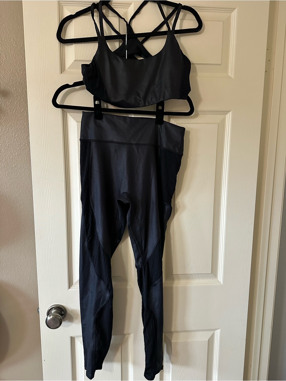 Fabletics by Khloe - Black High-Waist Textured Panel Leggings Set - Picture 6 of 10